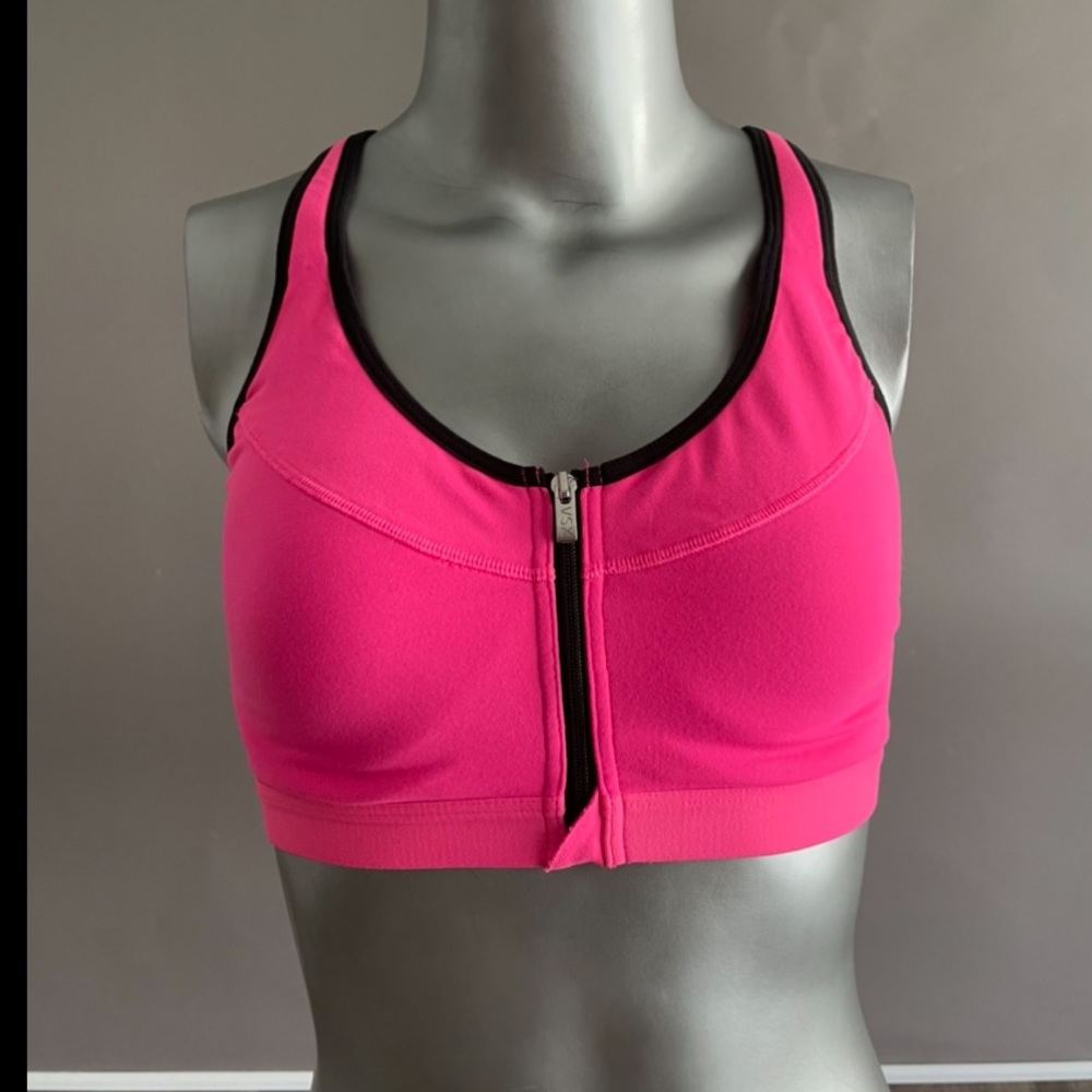 Victoria’s Secret VSX Sports Bra 34C